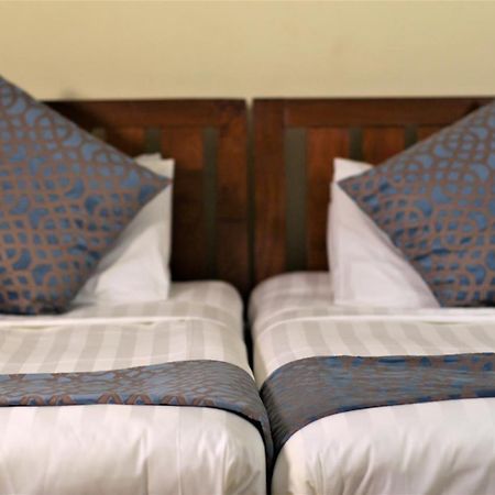 Chamiachi Hotel & Apartments Bamburi Exterior photo