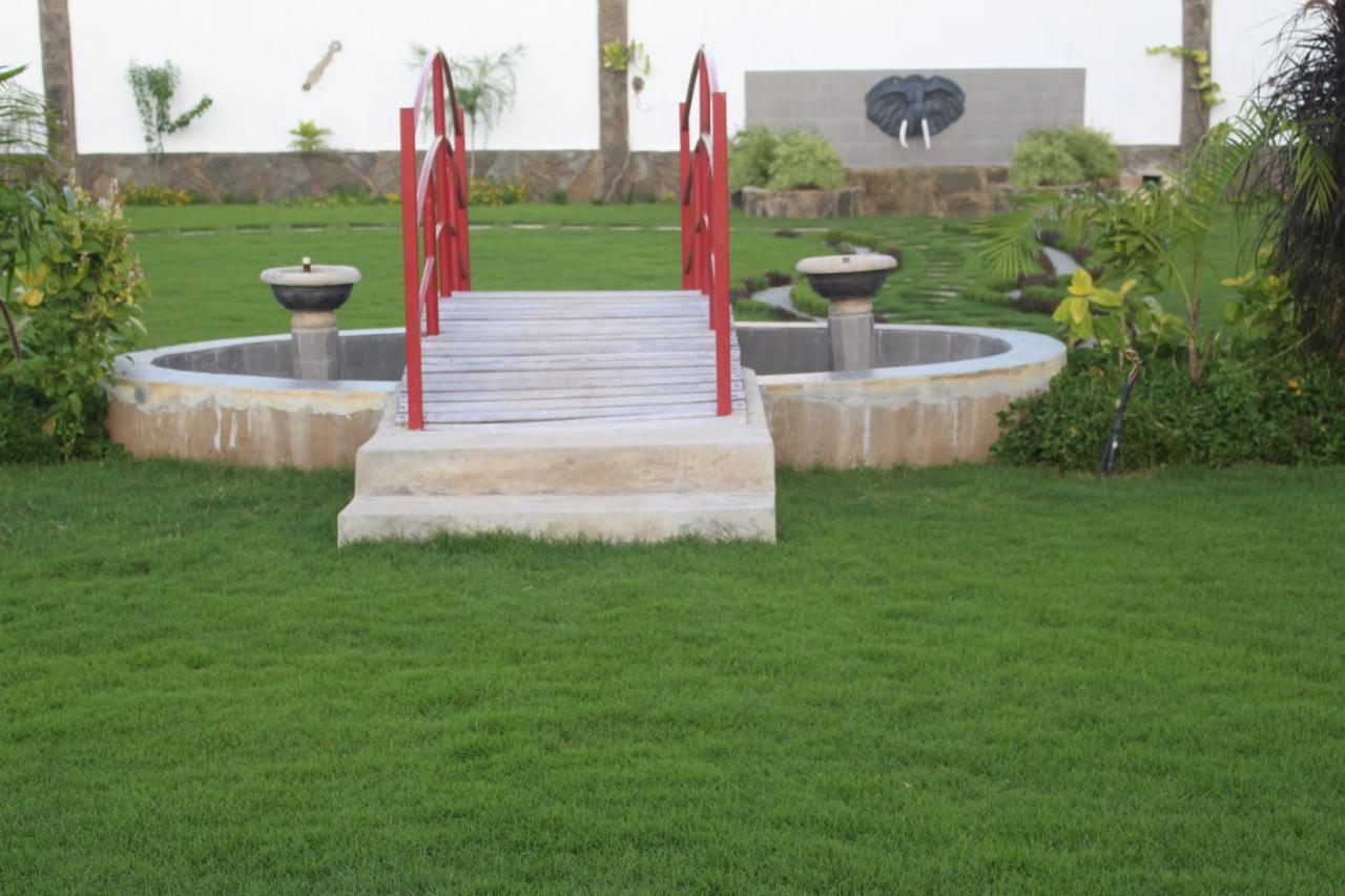 Chamiachi Hotel & Apartments Bamburi Exterior photo