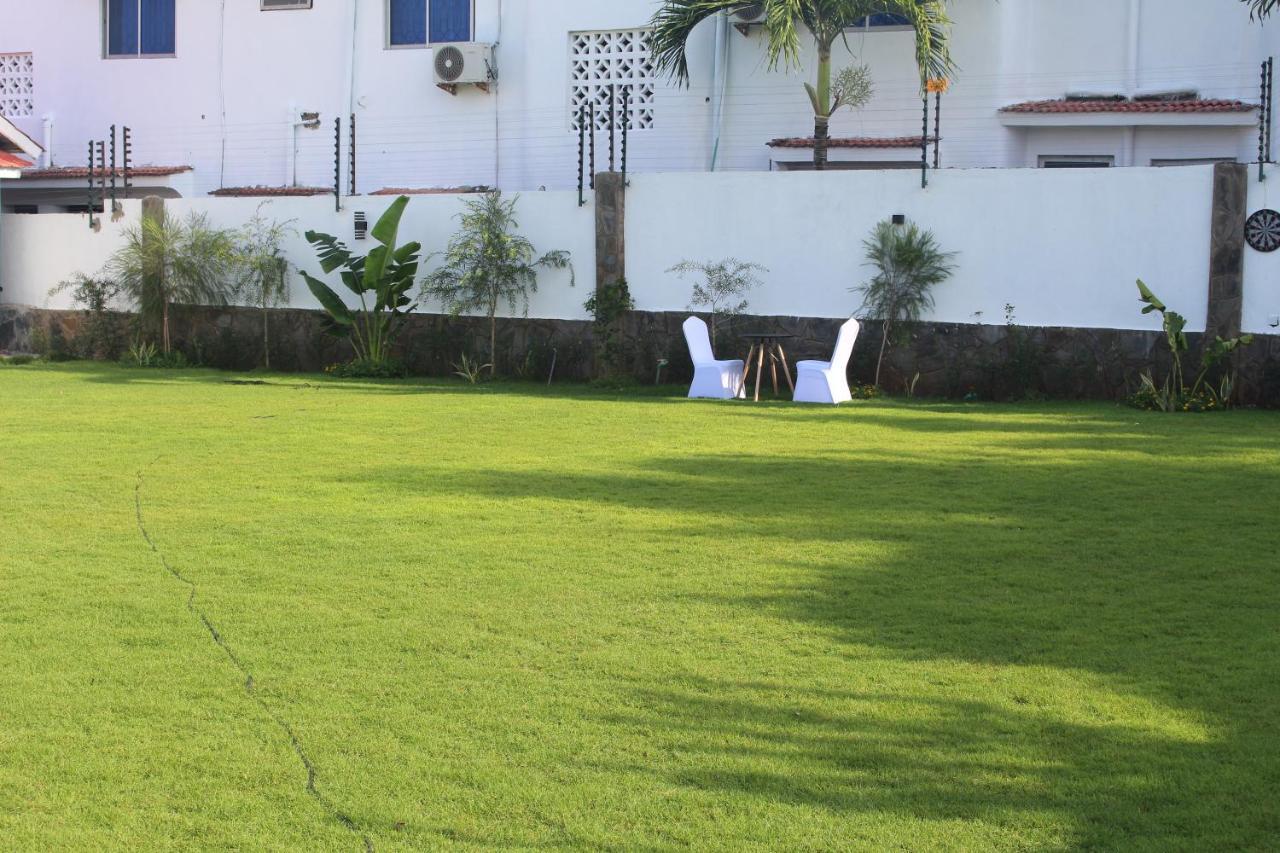 Chamiachi Hotel & Apartments Bamburi Exterior photo